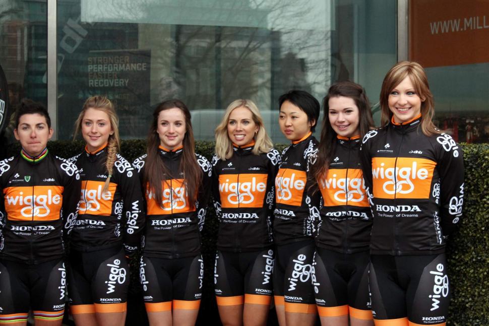 Wiggle ladies deals cycling tops